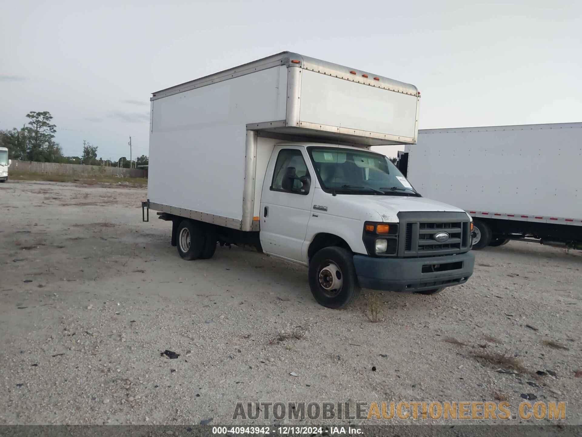 1FDWE3FL2DDA38628 FORD E-350 CUTAWAY 2013