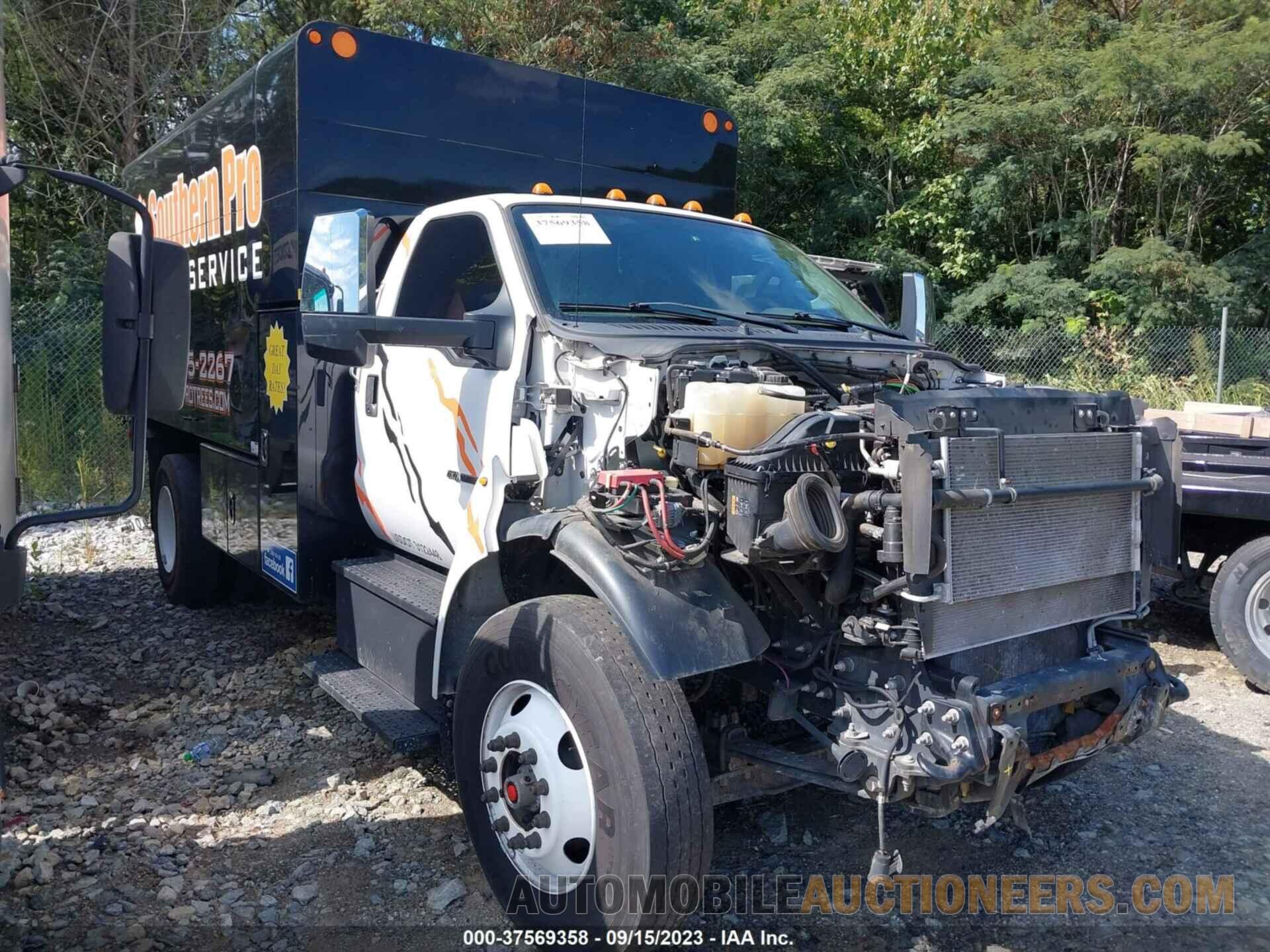 1FDWF7DE0KDF12176 FORD SUPER DUTY F-750 2019