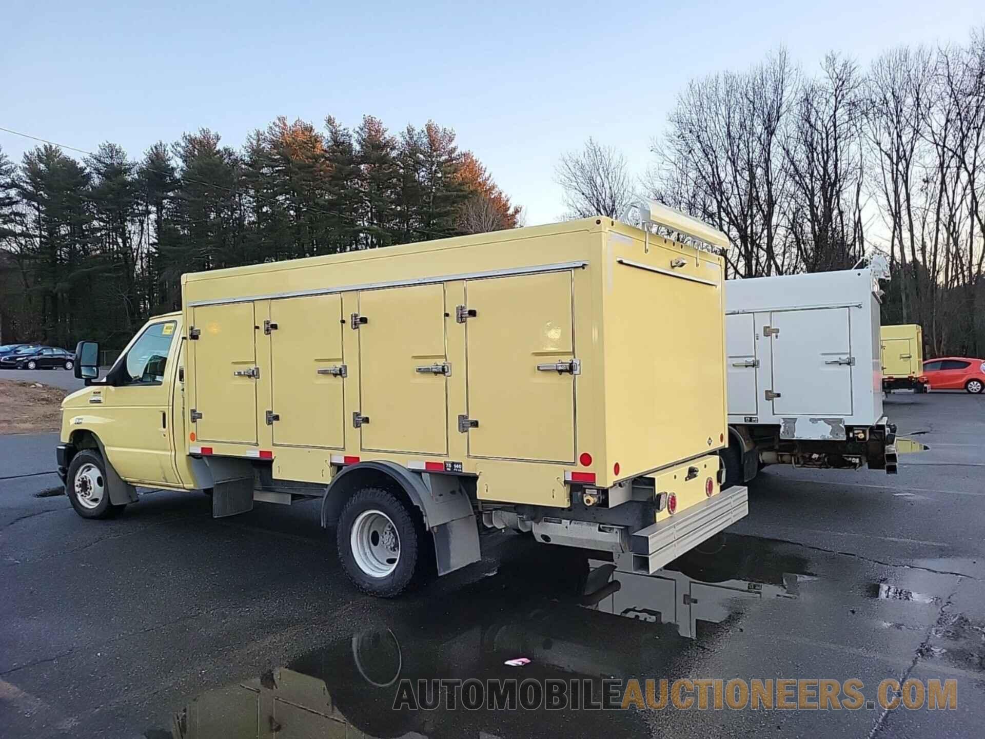 1FDXE4FN3NDC26443 FORD E-450 CUTAWAY 2022