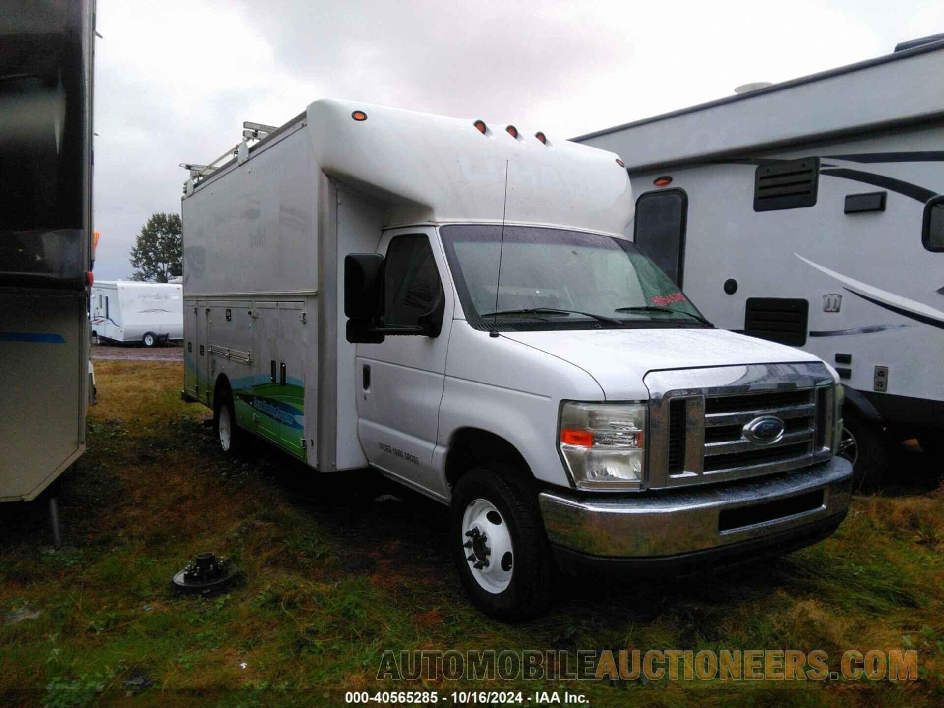 1FDXE4FS2DDB32915 FORD E-450 CUTAWAY 2013