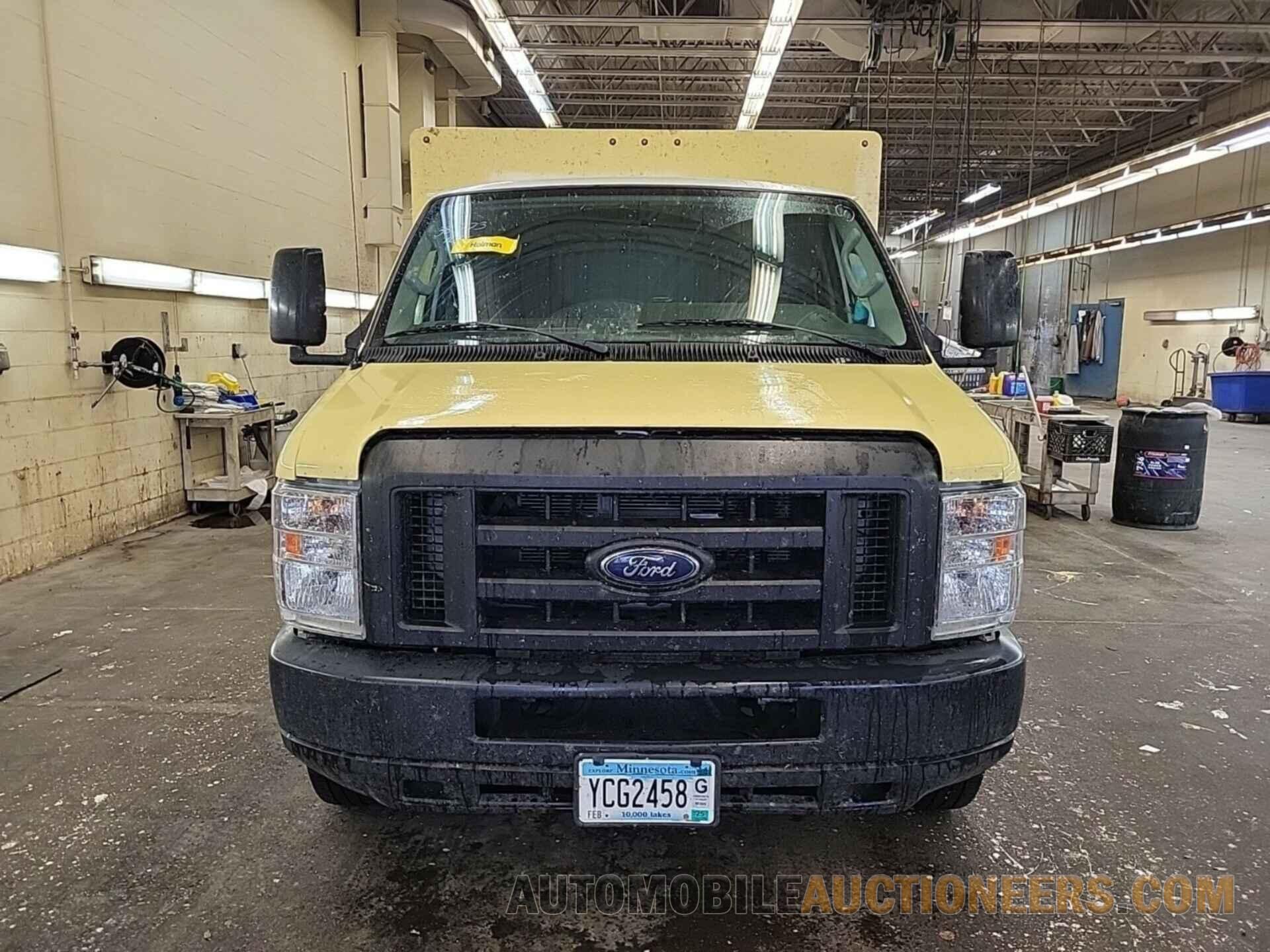 1FDXE4FS4KDC19339 FORD E-450 CUTAWAY 2019