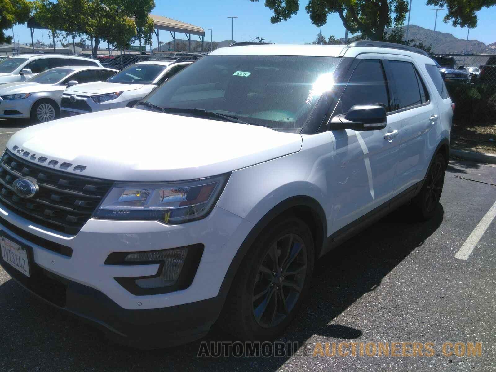 1FM5K7D81HGA76463 Ford Explorer 2017