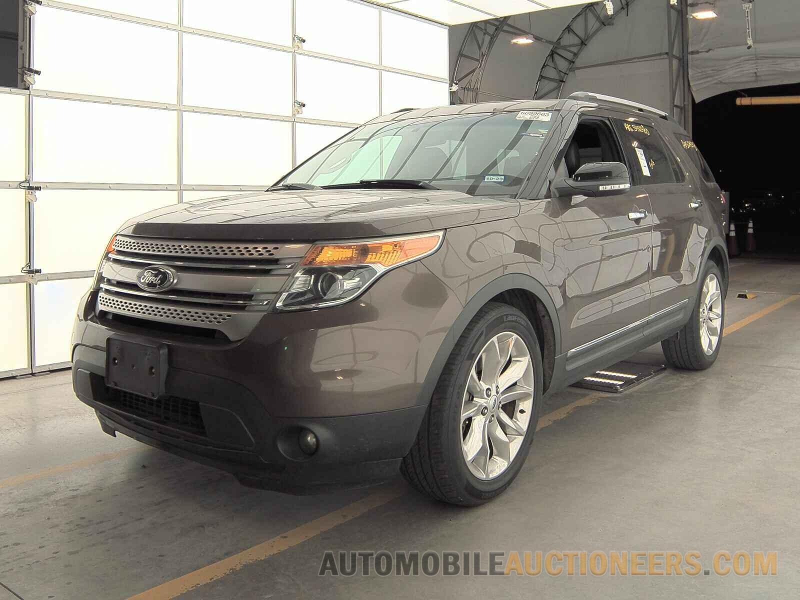 1FM5K7D82FGB80411 Ford Explorer 2015