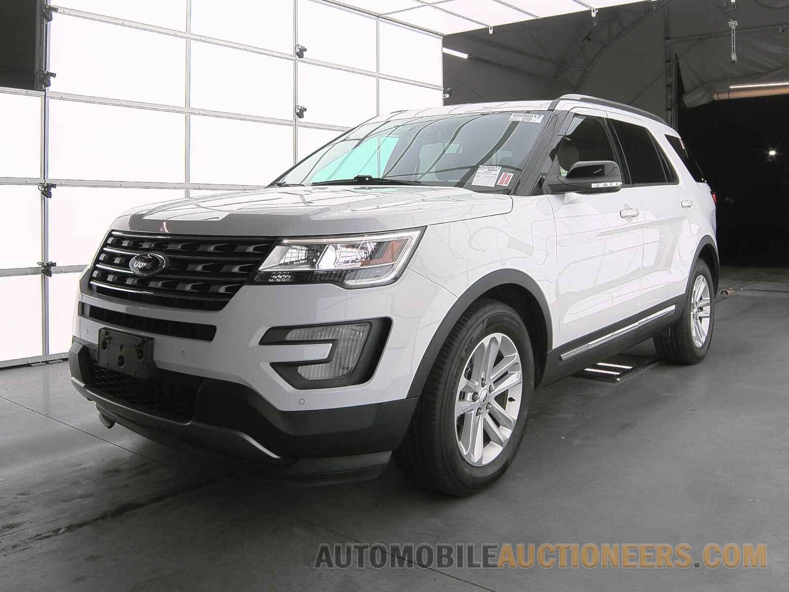 1FM5K7D82HGD34862 Ford Explorer 2017