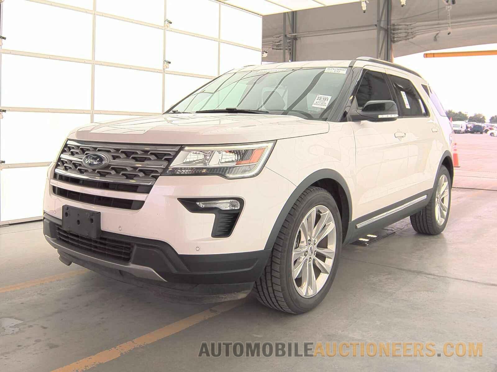 1FM5K7D82JGB77999 Ford Explorer 2018