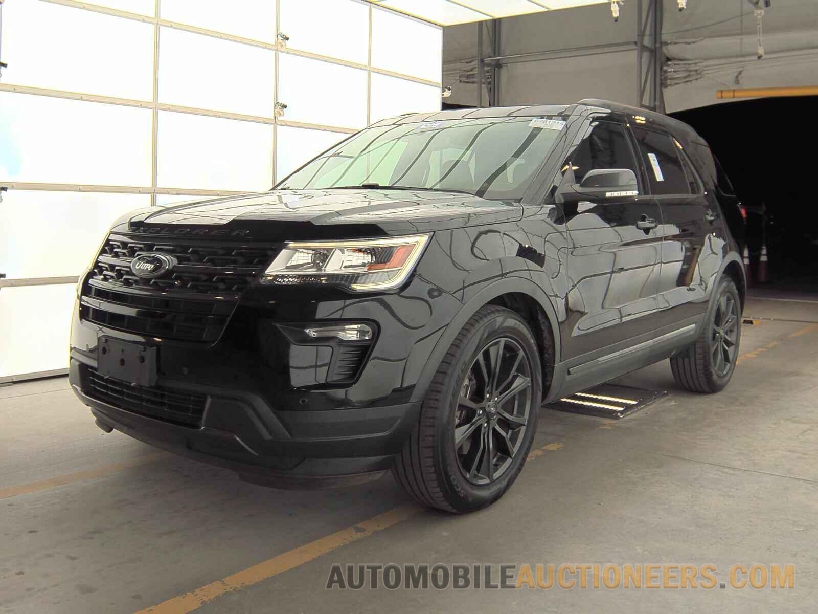 1FM5K7D84JGB08120 Ford Explorer 2018