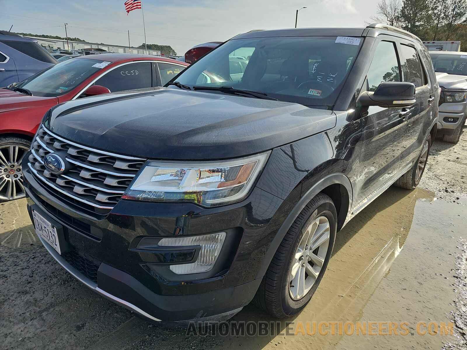 1FM5K7D87HGD00562 Ford Explorer 2017