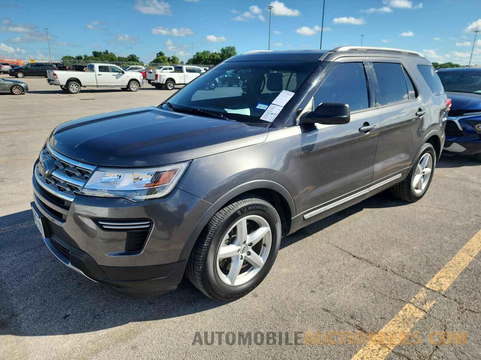 1FM5K7D88JGB07598 Ford Explorer 2018