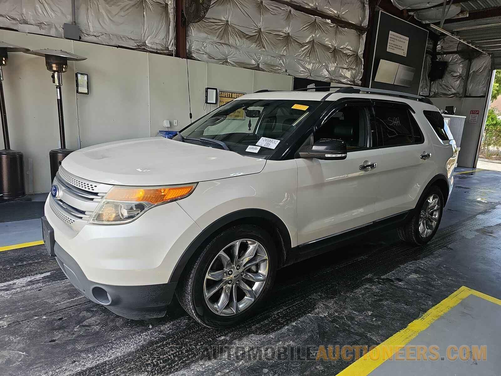 1FM5K7D89FGA91628 Ford Explorer 2015