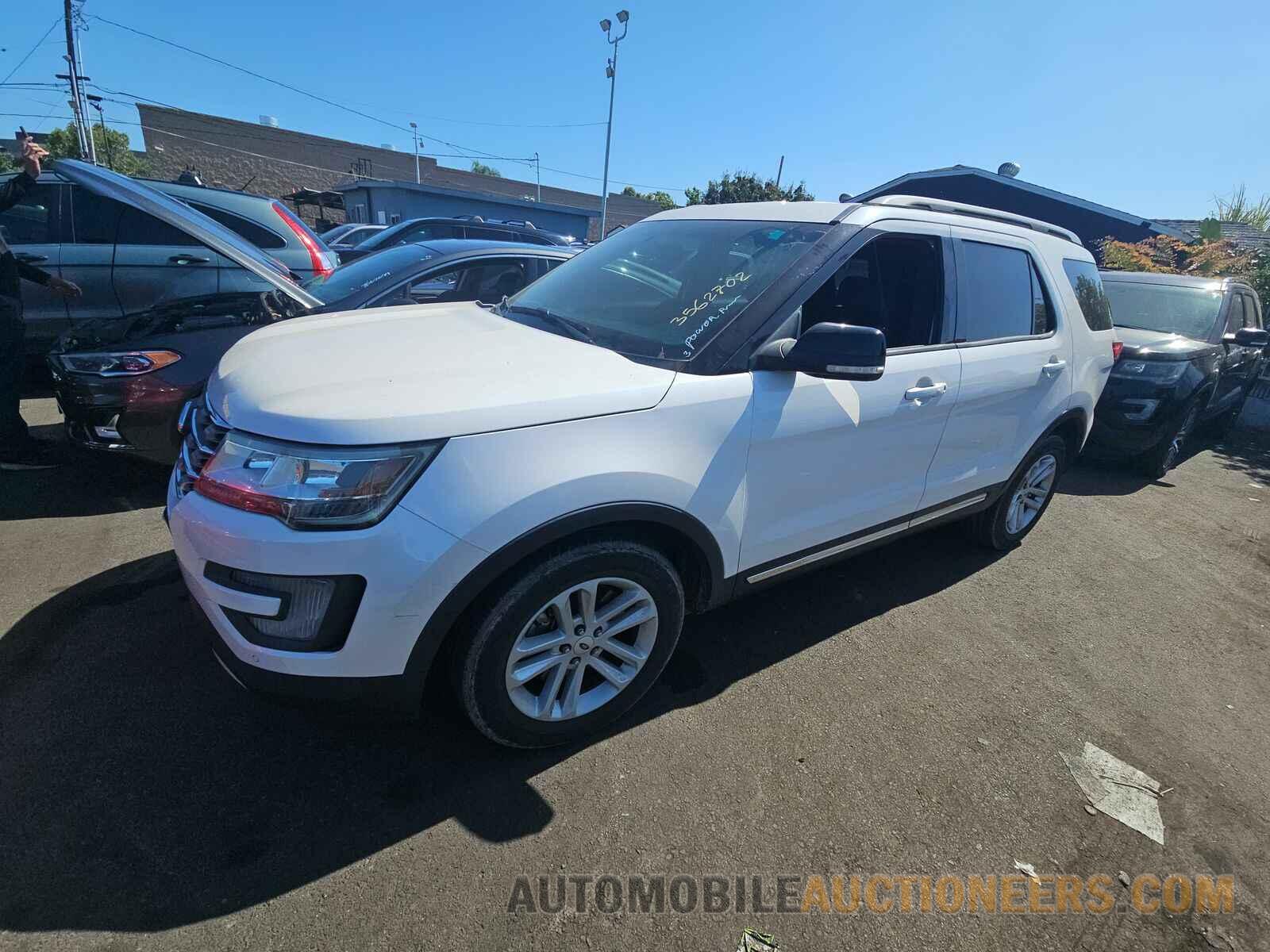 1FM5K7D89HGB53614 Ford Explorer 2017