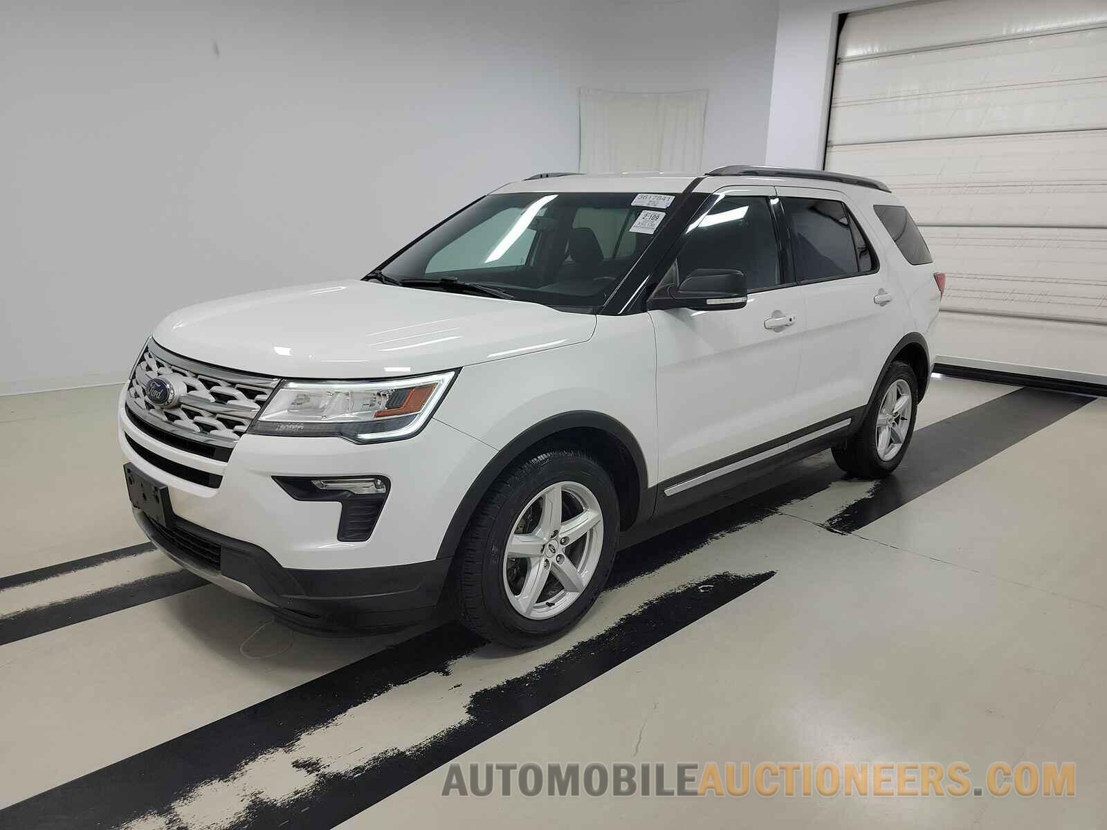 1FM5K7D89KGB26405 Ford Explorer 2019