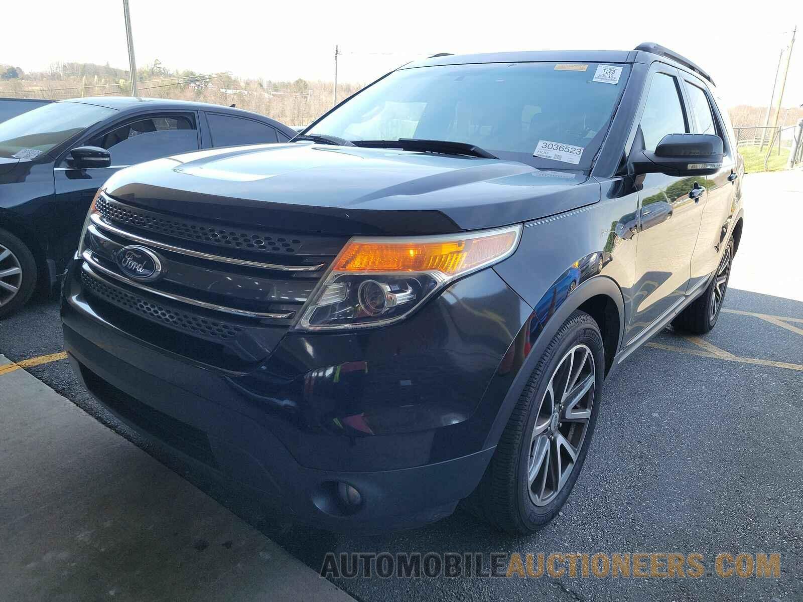 1FM5K7D8XFGB78907 Ford Explorer 2015