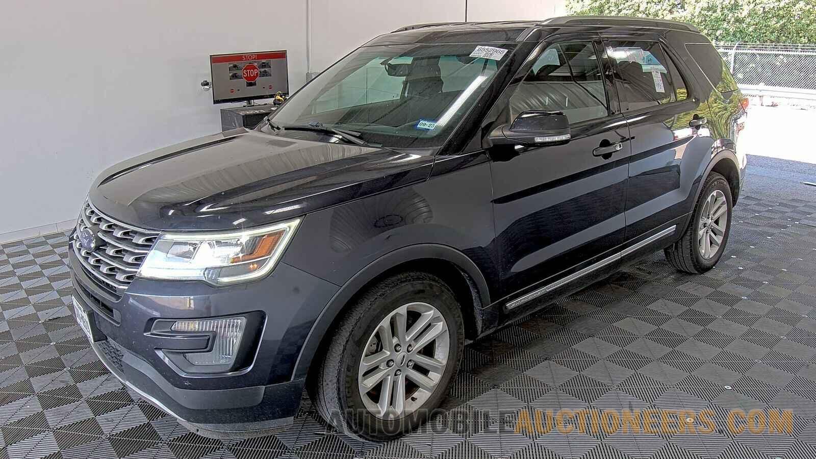 1FM5K7D8XHGA14382 Ford Explorer 2017