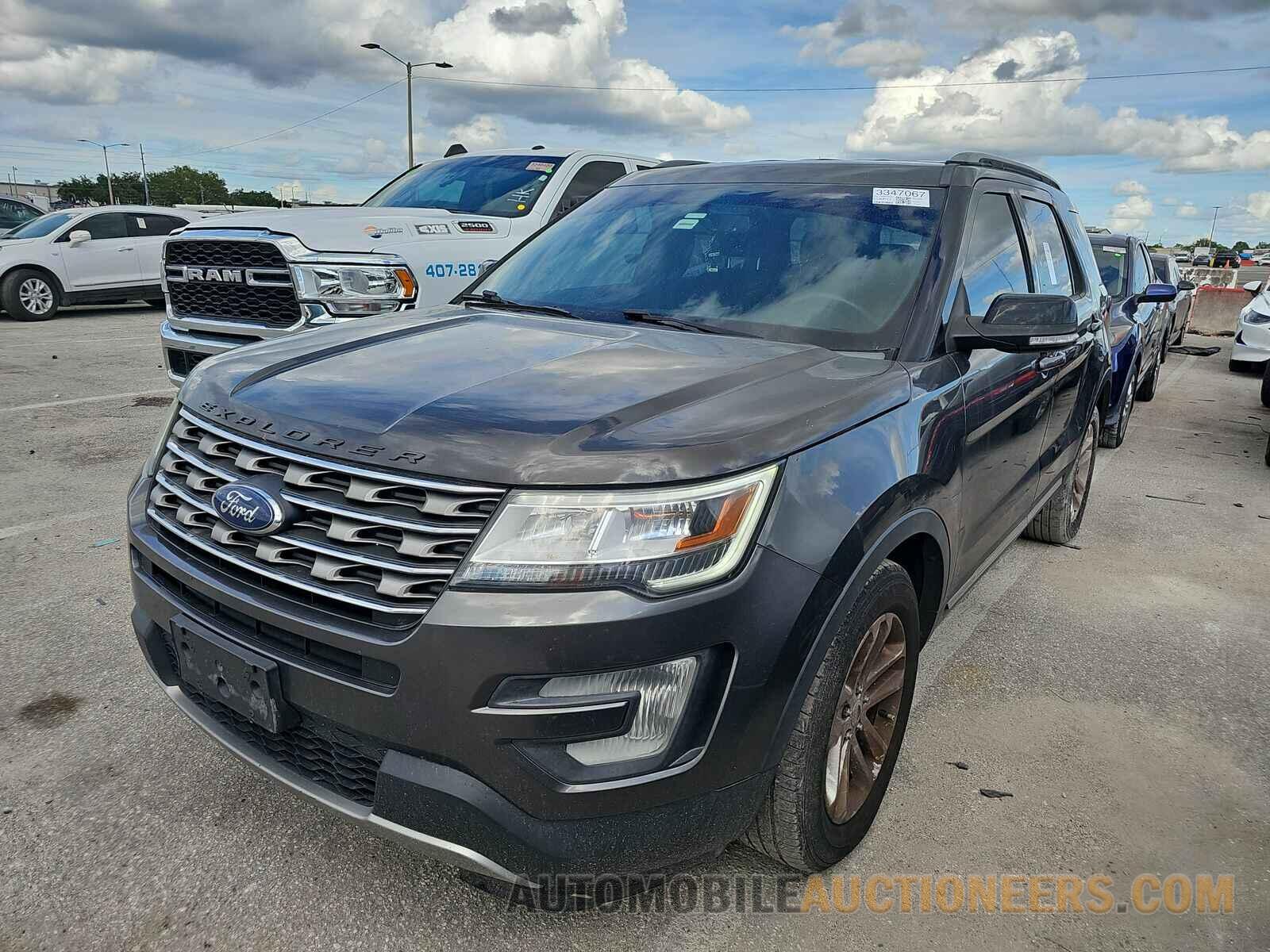 1FM5K7DHXHGB19536 Ford Explorer 2017