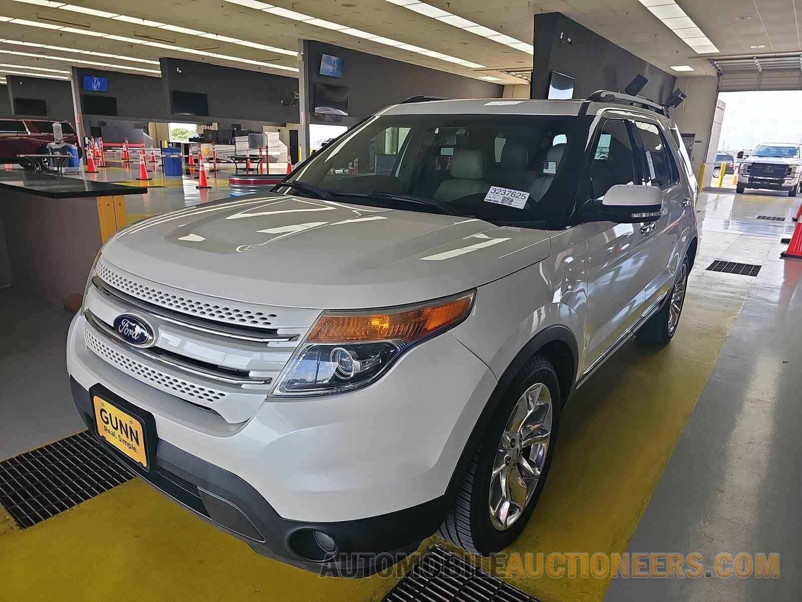 1FM5K7F8XFGA85544 Ford Explorer 2015