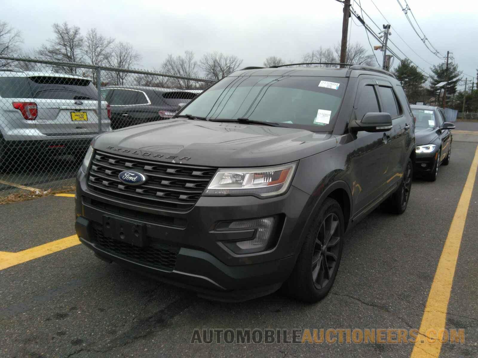 1FM5K8D80HGD75027 Ford Explorer 2017