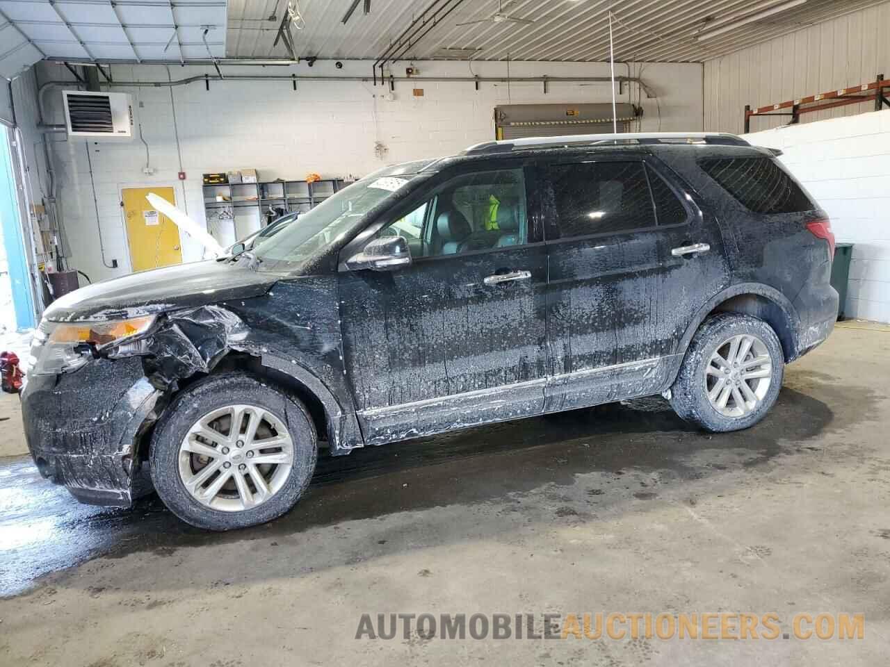 1FM5K8D82FGB45115 FORD EXPLORER 2015