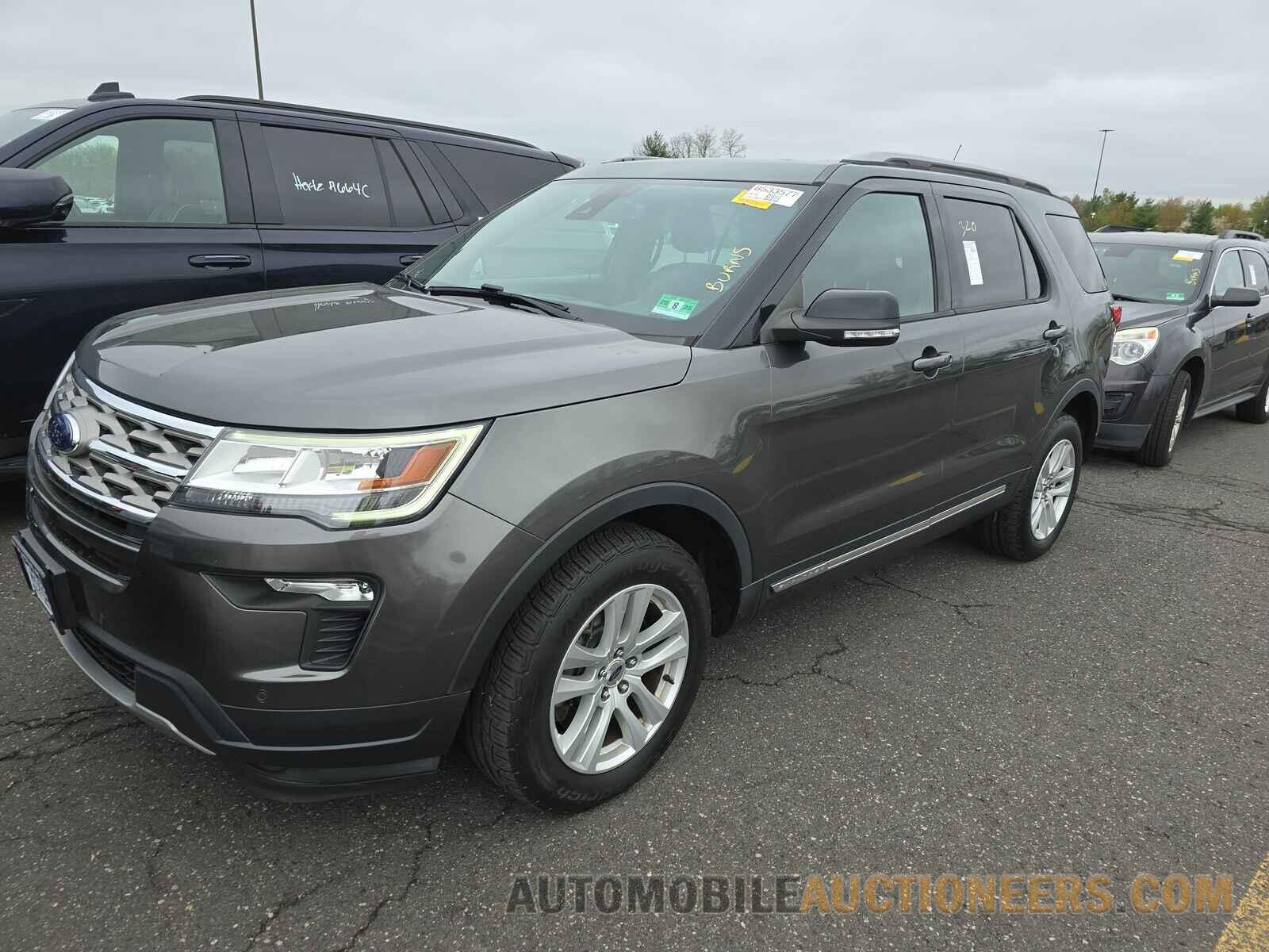 1FM5K8D82JGB75708 Ford Explorer 2018