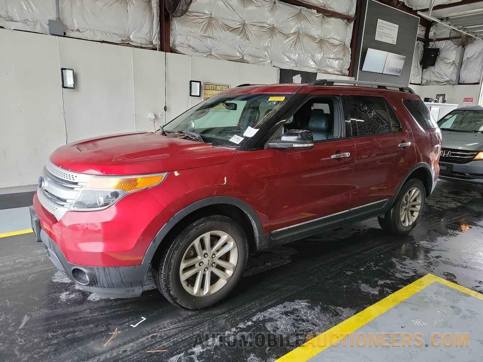 1FM5K8D84FGB54995 Ford Explorer 2015