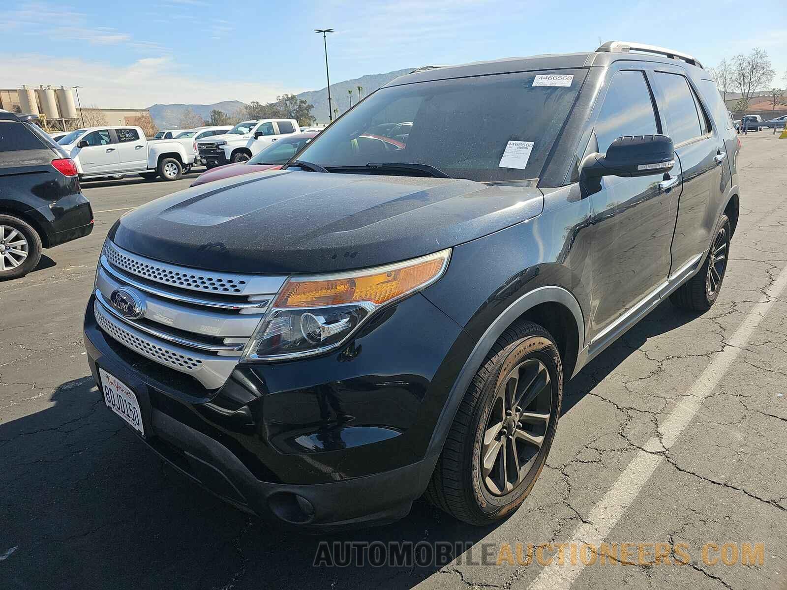 1FM5K8D86FGA24166 Ford Explorer 2015