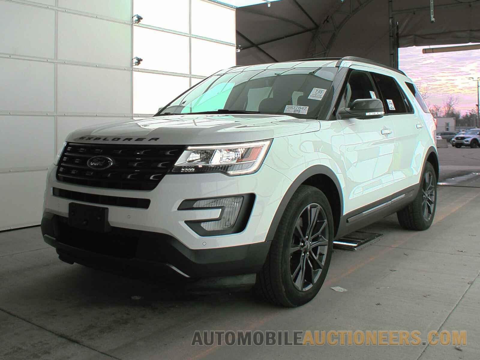 1FM5K8D86HGD76134 Ford Explorer 2017