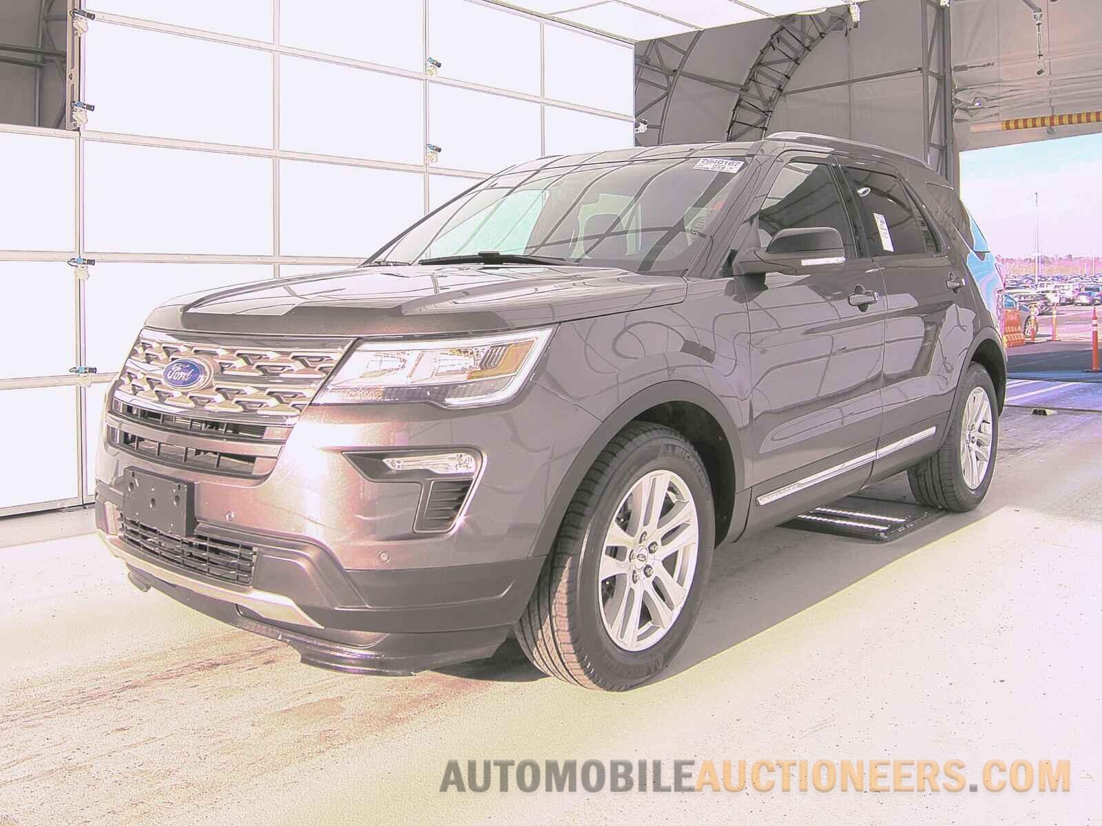 1FM5K8D86JGB82919 Ford Explorer 2018