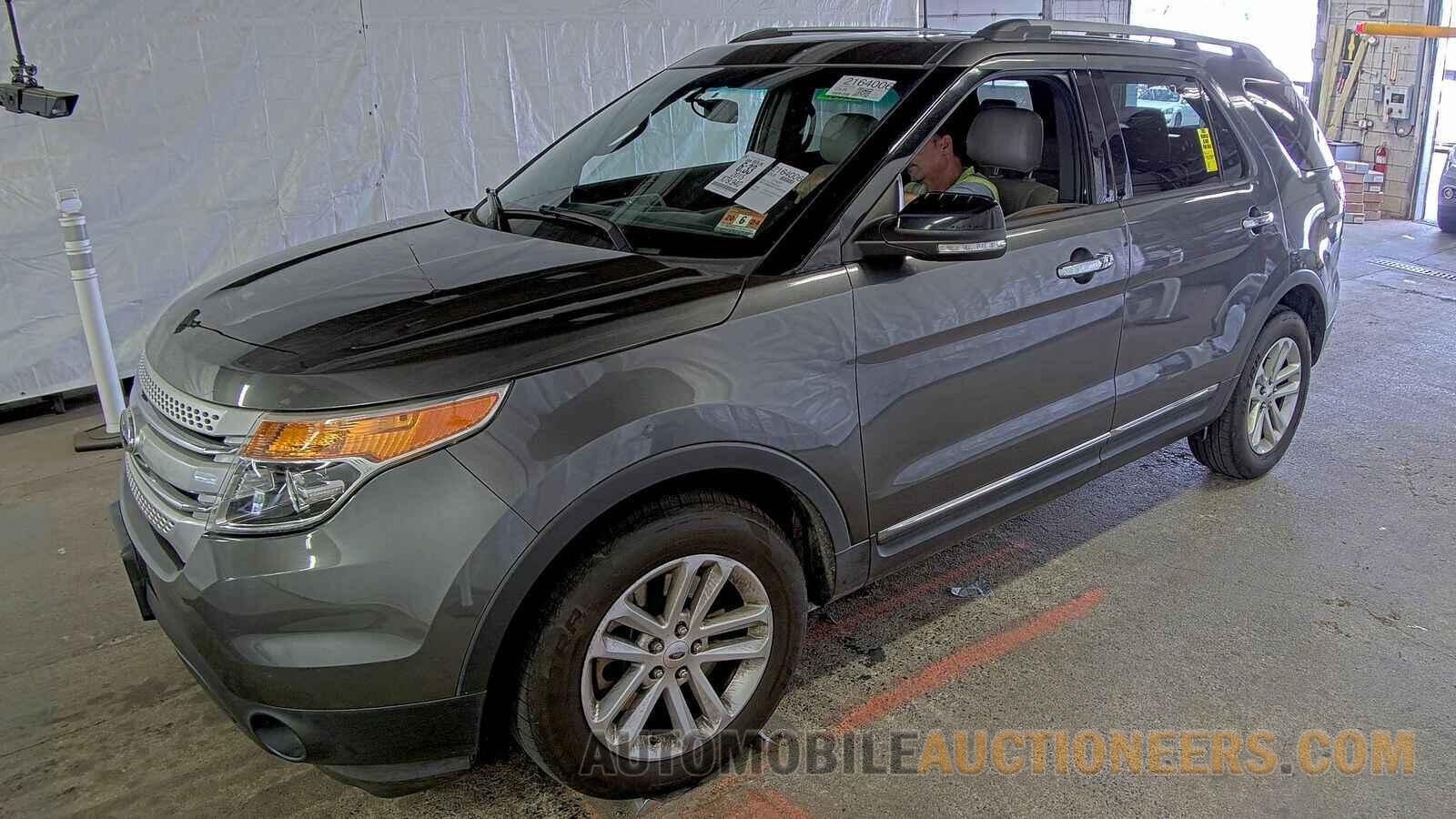 1FM5K8D87FGA62103 Ford Explorer 2015