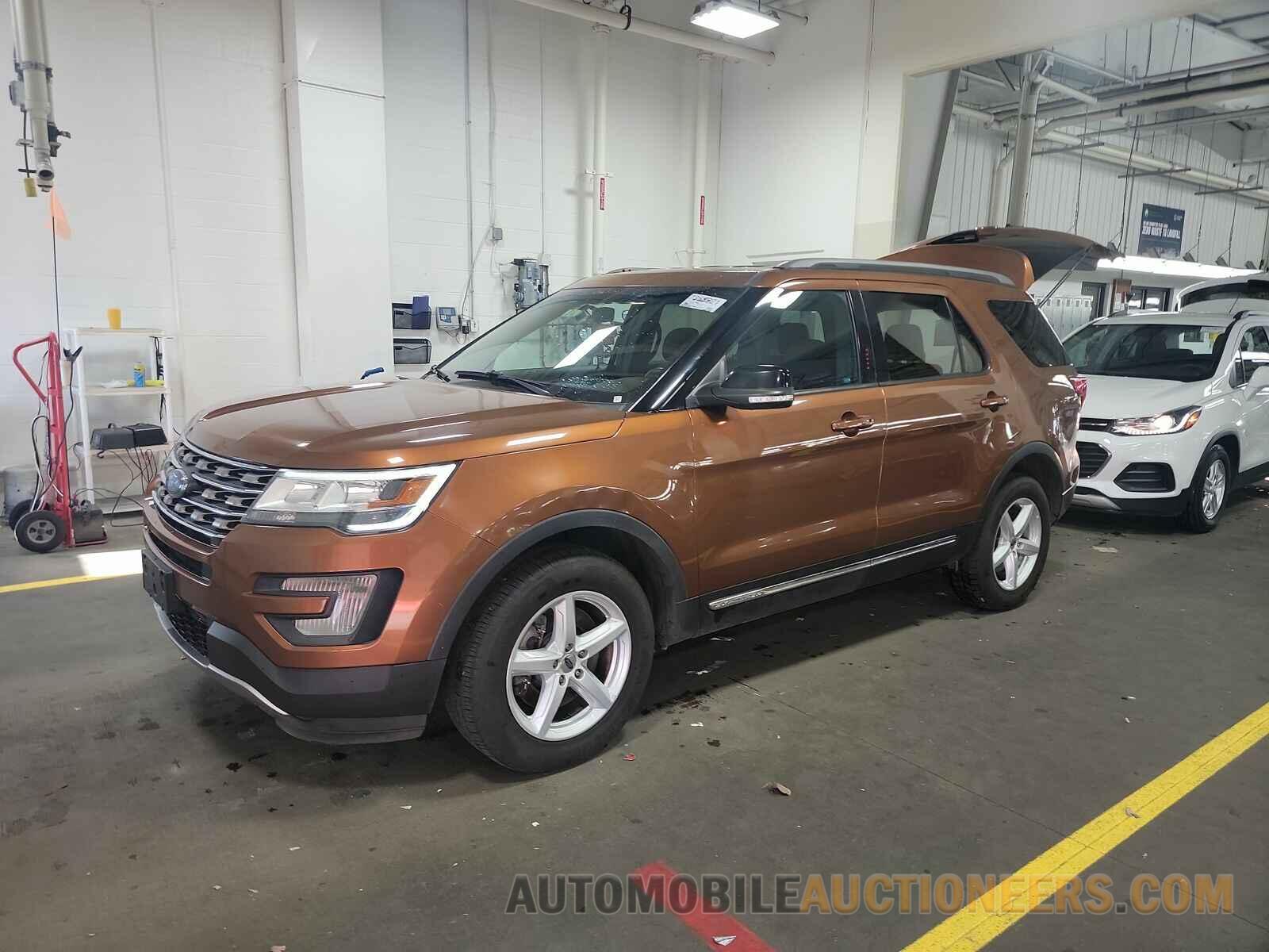 1FM5K8D87HGD64915 Ford Explorer 2017