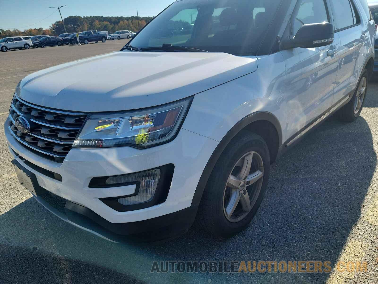 1FM5K8D88HGA39402 Ford Explorer 2017