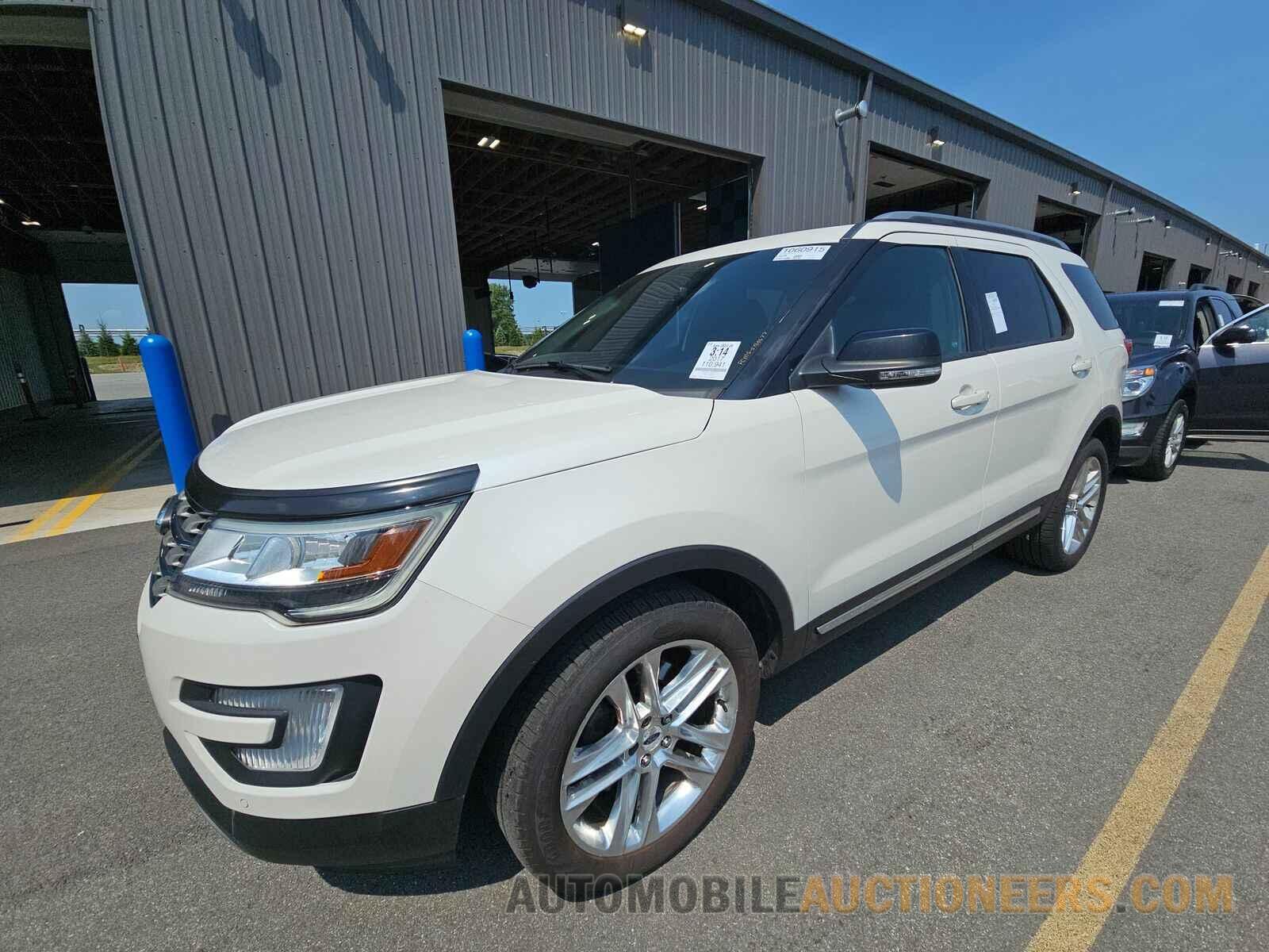 1FM5K8D88HGC59476 Ford Explorer 2017