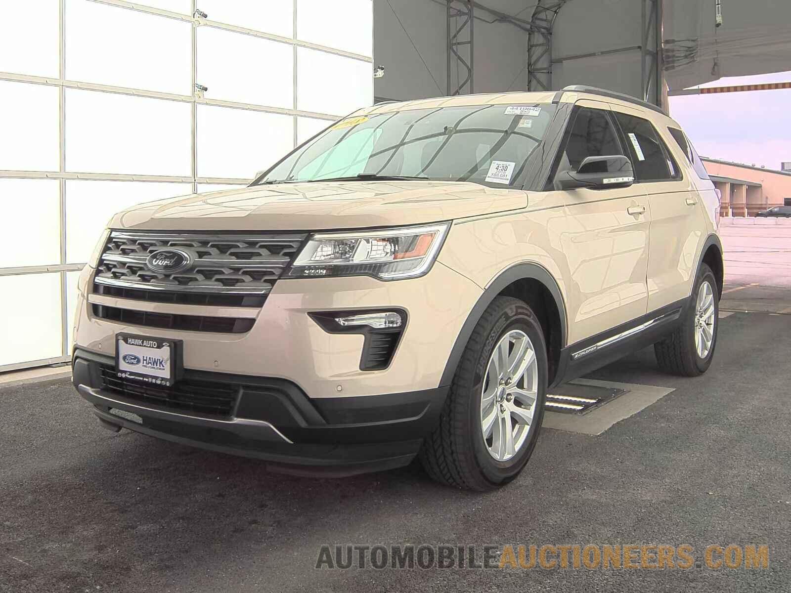 1FM5K8D88JGA18135 Ford Explorer 2018