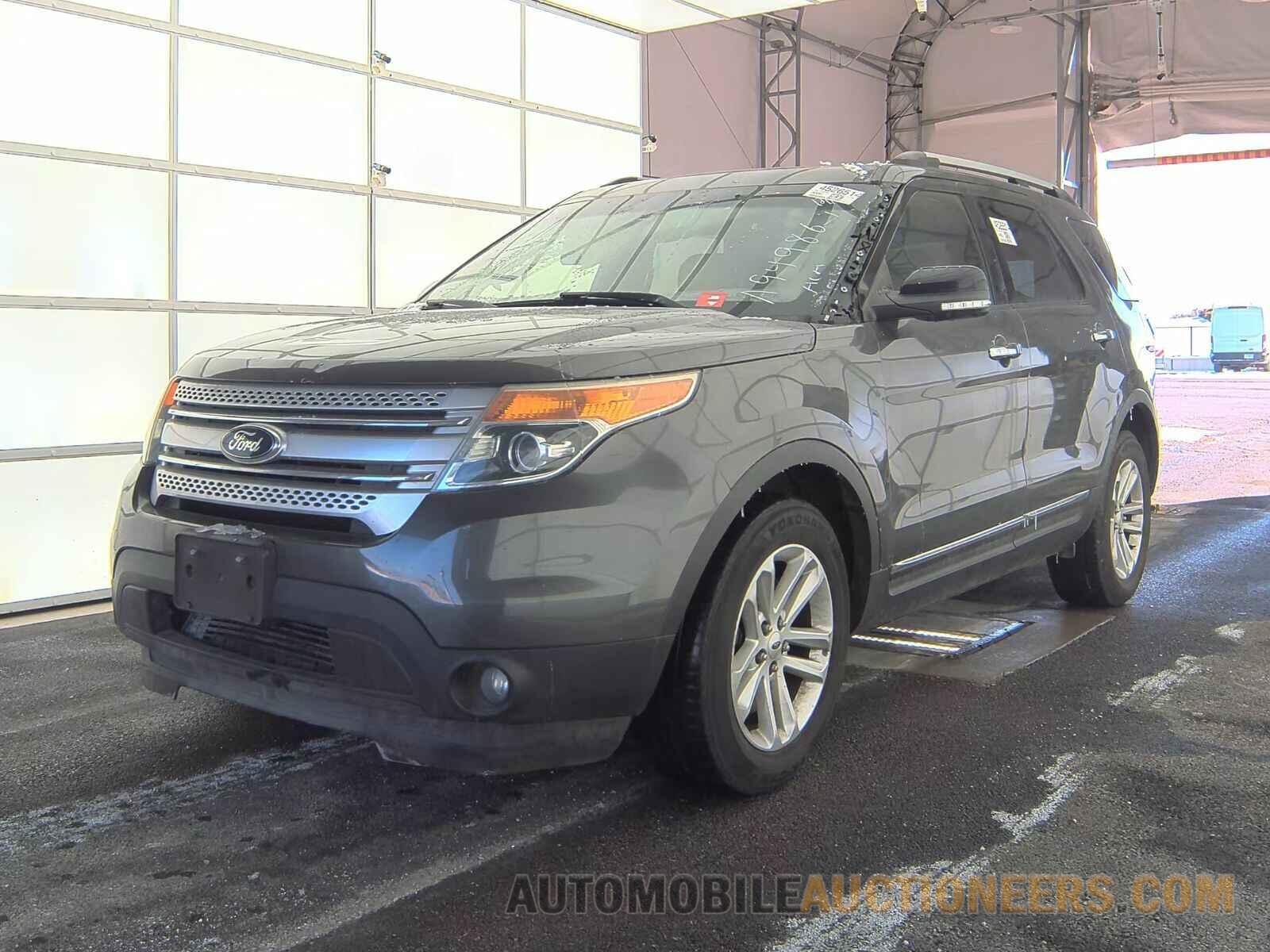 1FM5K8D89FGA94986 Ford Explorer 2015