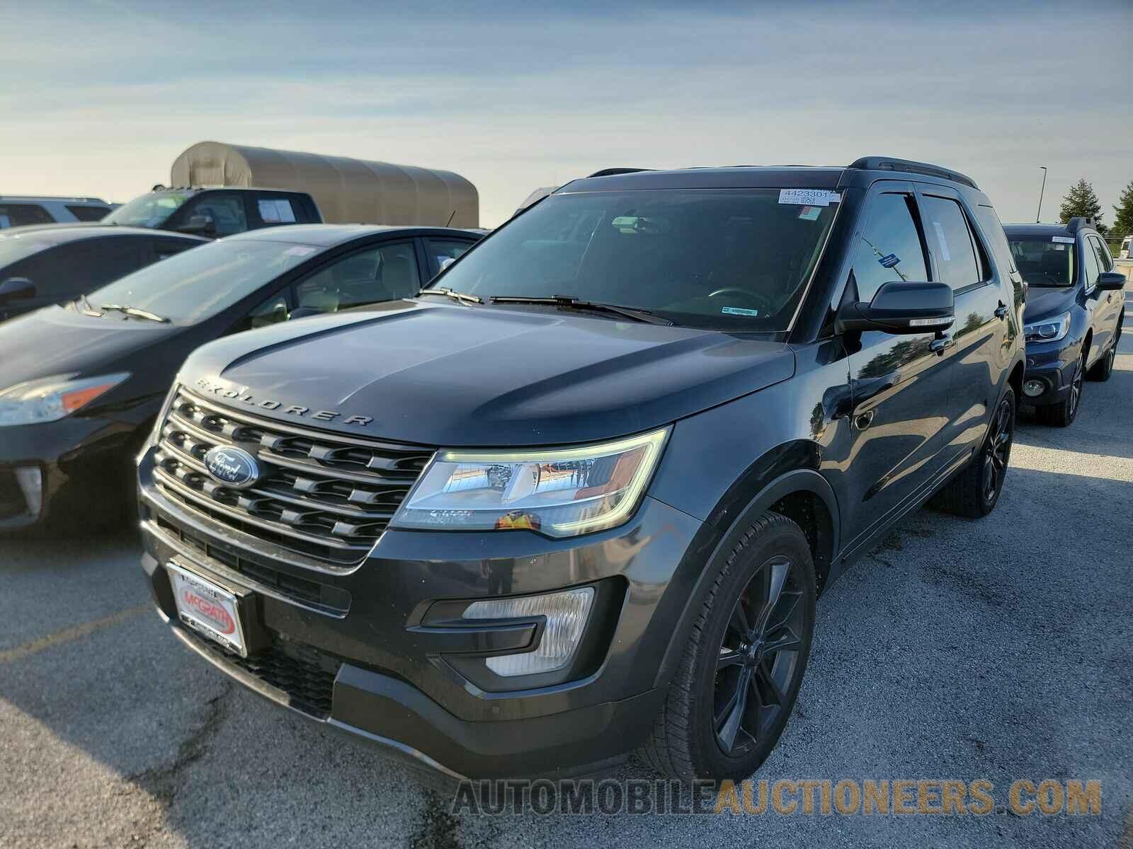 1FM5K8D8XHGD02165 Ford Explorer 2017