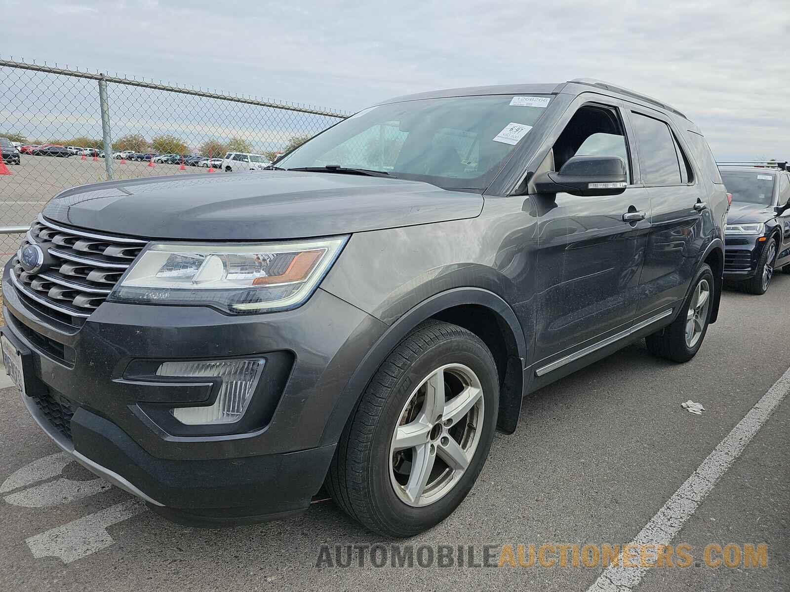 1FM5K8DH3HGD00984 Ford Explorer 2017