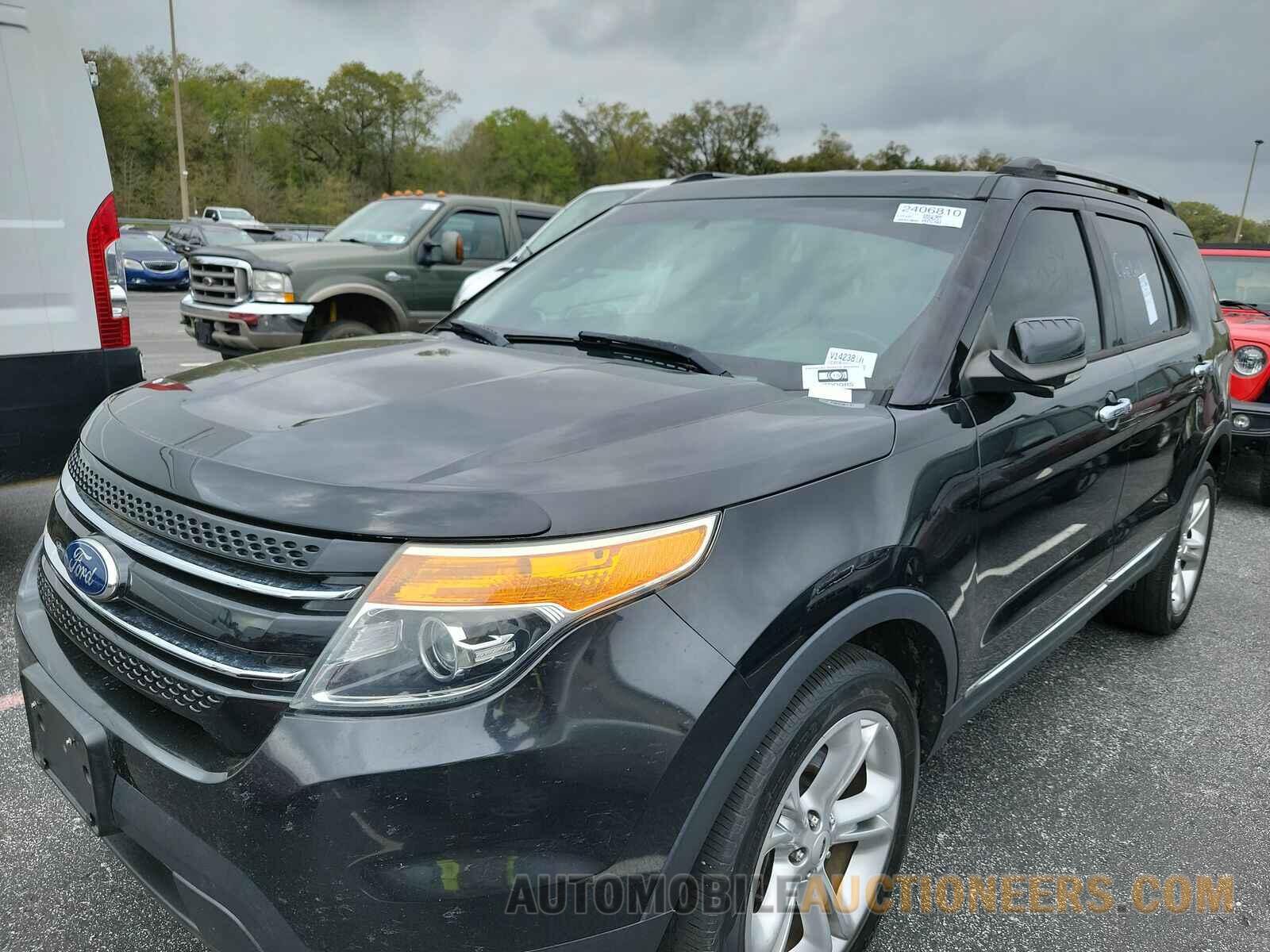 1FM5K8F80FGB97999 Ford Explorer 2015