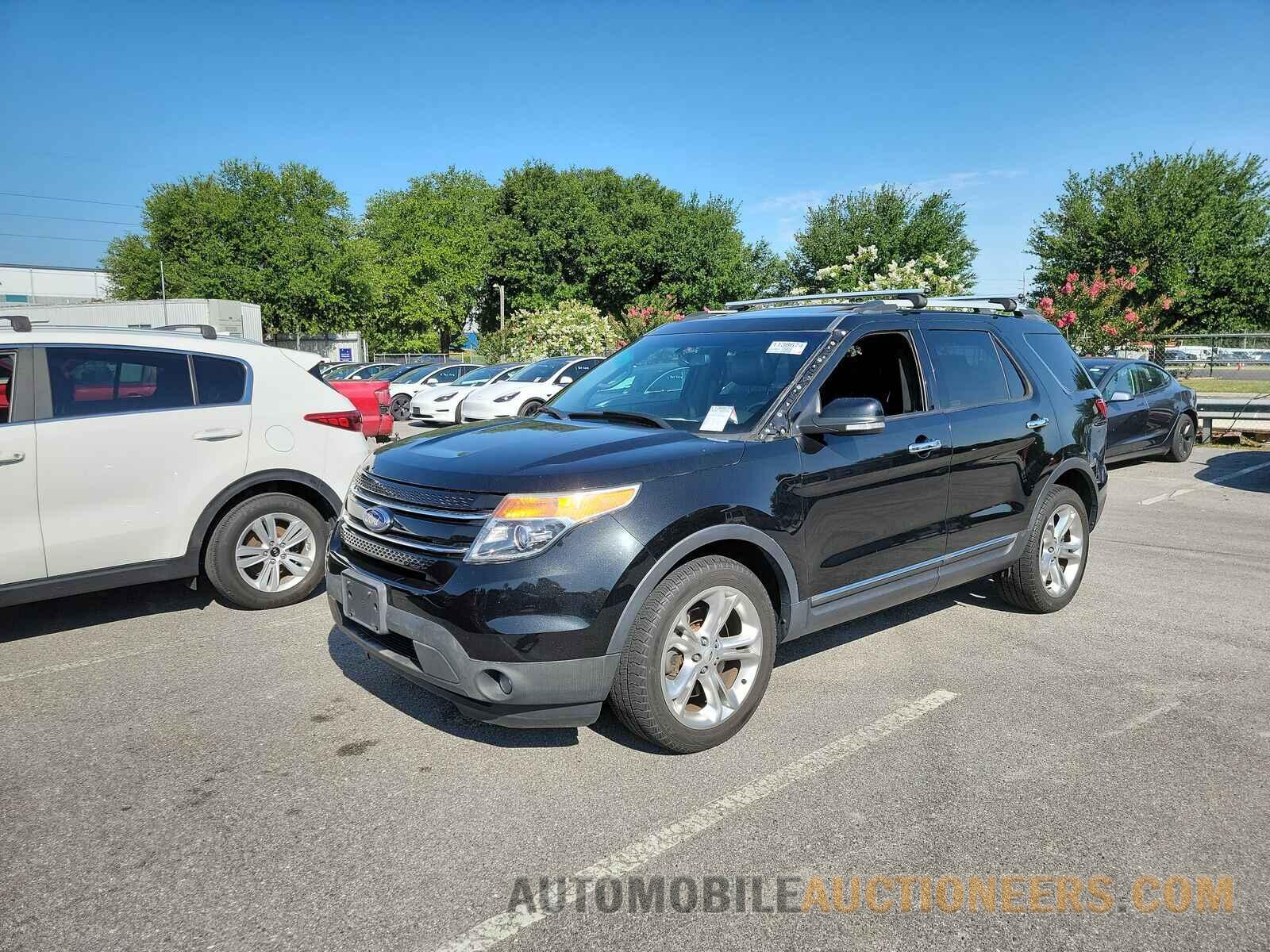 1FM5K8F85FGA04102 Ford Explorer 2015