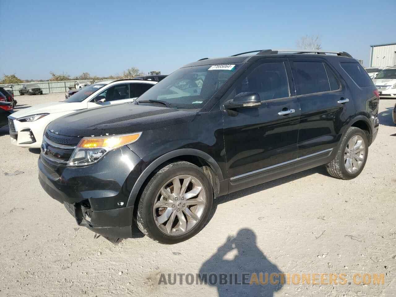 1FM5K8F88DGA83911 FORD EXPLORER 2013