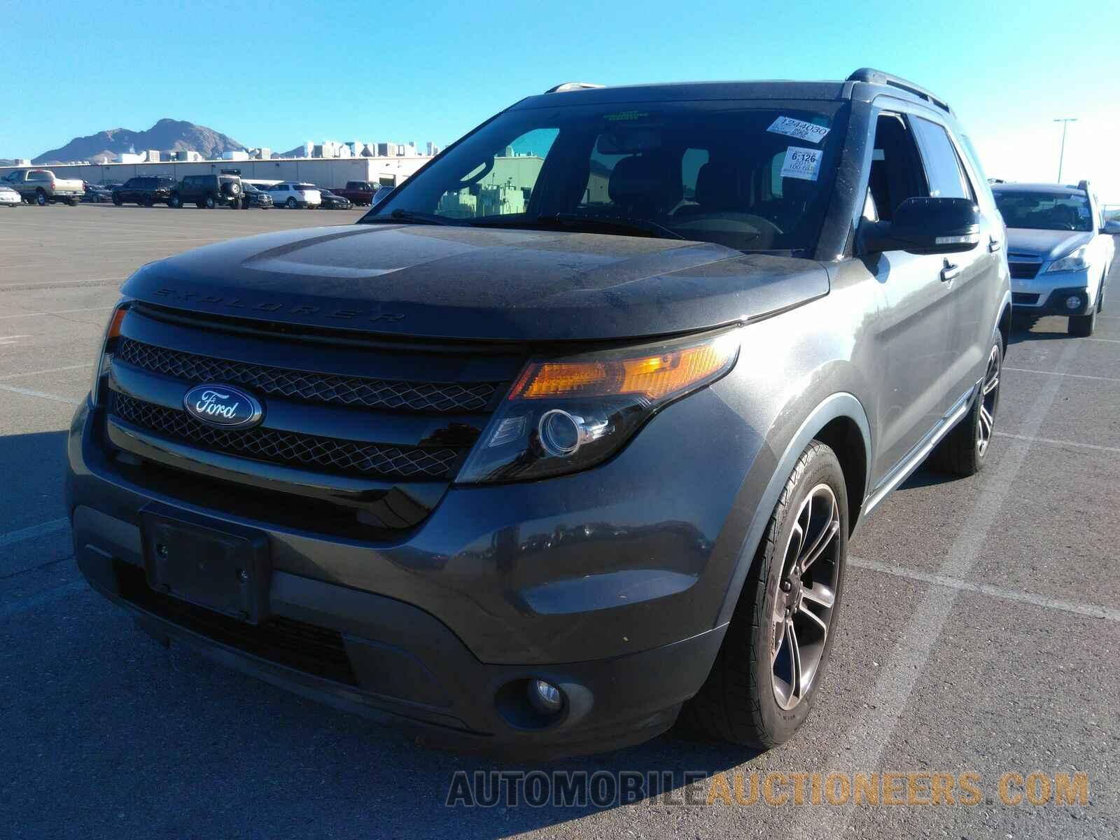 1FM5K8GT0FGC21737 Ford Explorer 2015