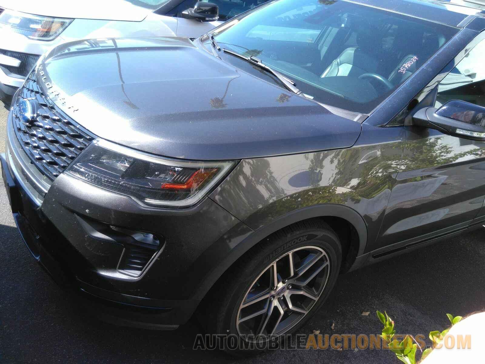 1FM5K8GT1JGA04903 Ford Explorer Sport 2018