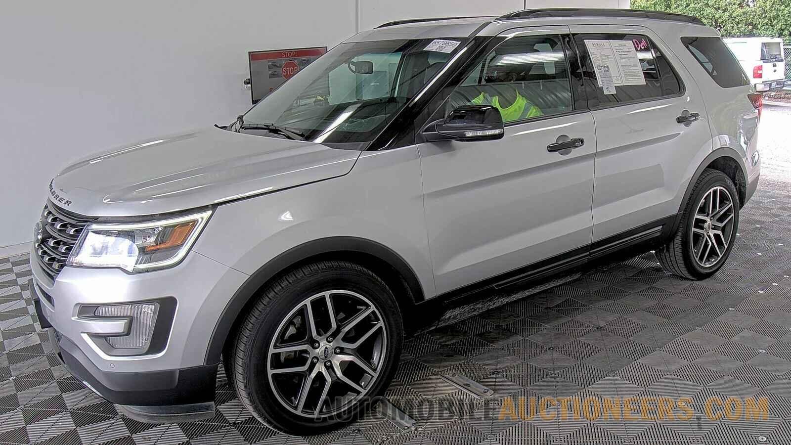 1FM5K8GT3HGD53927 Ford Explorer Sport 2017