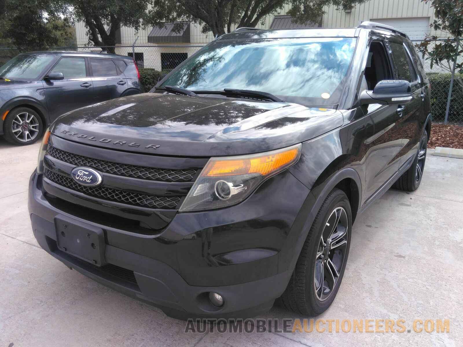 1FM5K8GT5FGA45235 Ford Explorer 2015