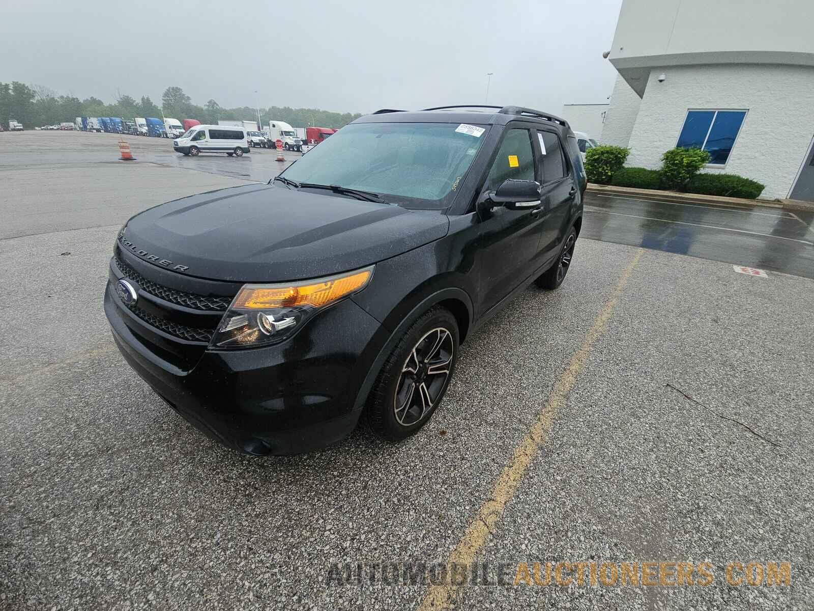 1FM5K8GT9FGC48063 Ford Explorer 2015