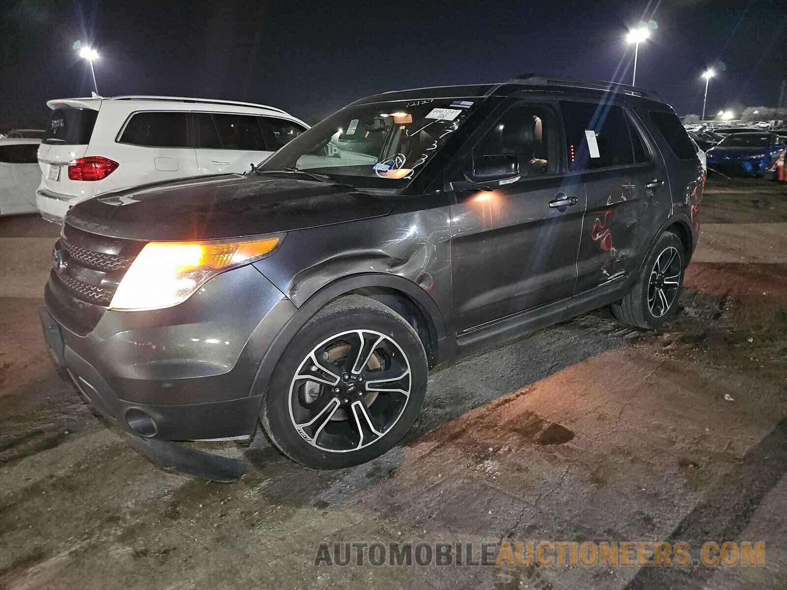 1FM5K8GTXFGC37332 Ford Explorer 2015