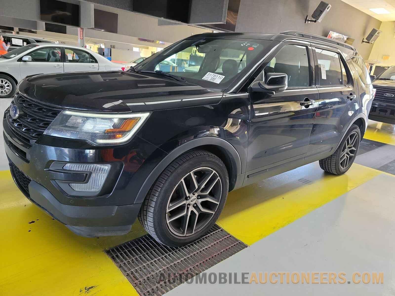 1FM5K8GTXHGD45730 Ford Explorer 2017