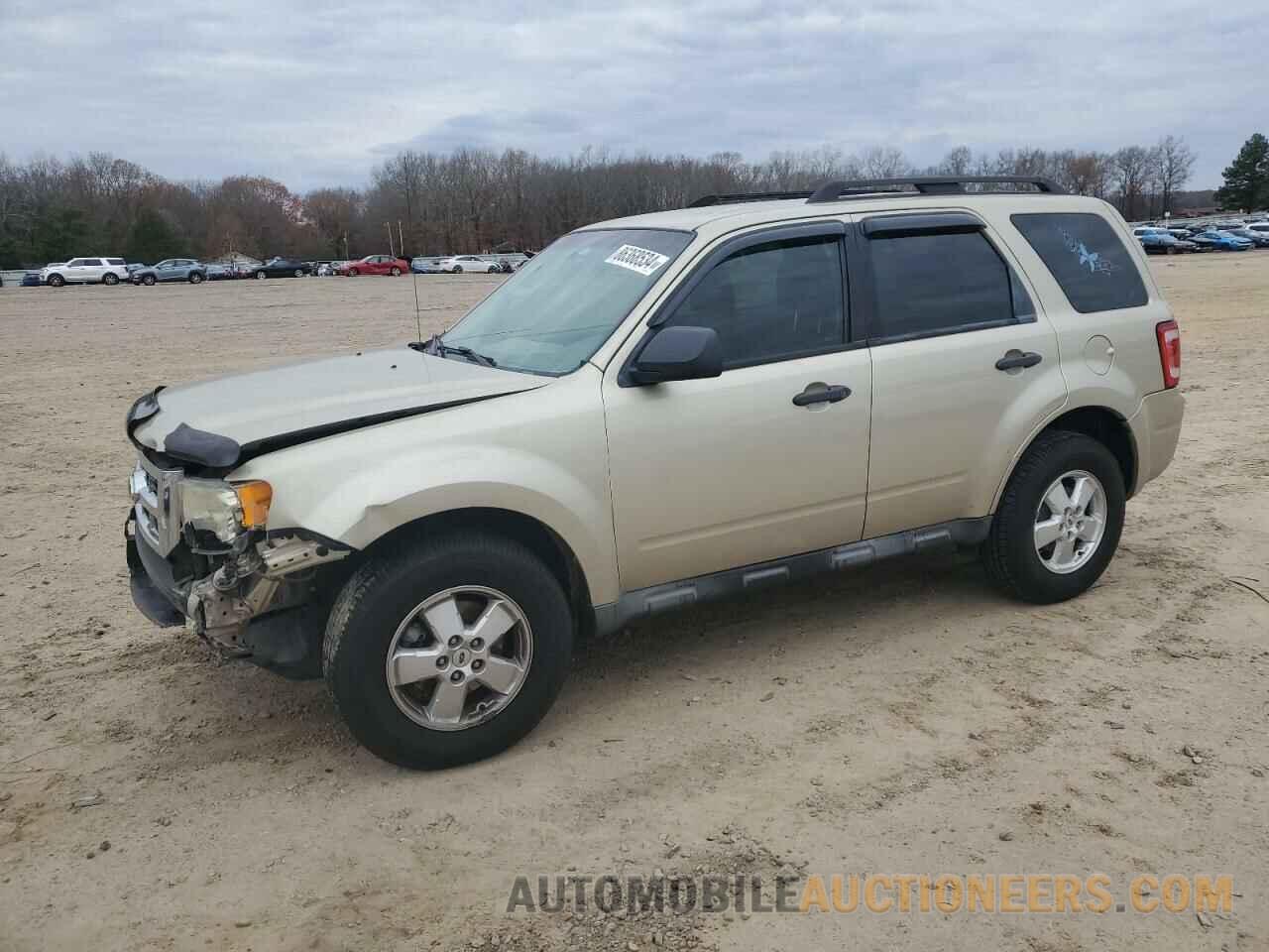 1FMCU0C74BKA67925 FORD ESCAPE 2011