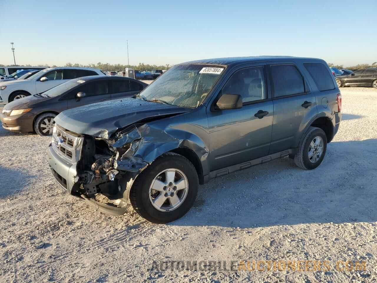 1FMCU0C74BKB24401 FORD ESCAPE 2011