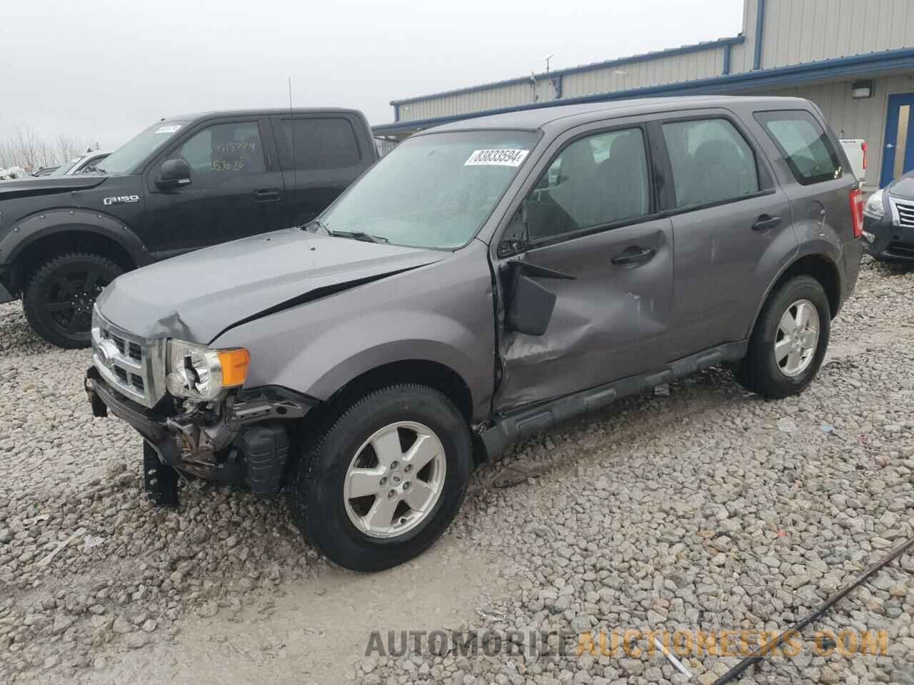 1FMCU0C74BKC58017 FORD ESCAPE 2011