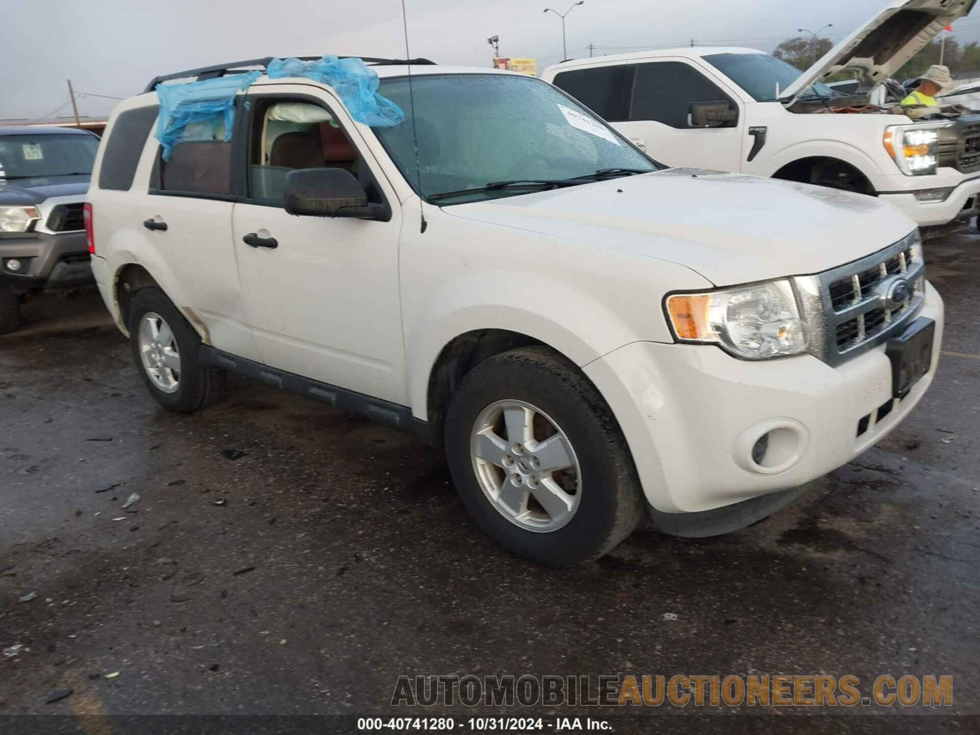 1FMCU0C74CKC17324 FORD ESCAPE 2012