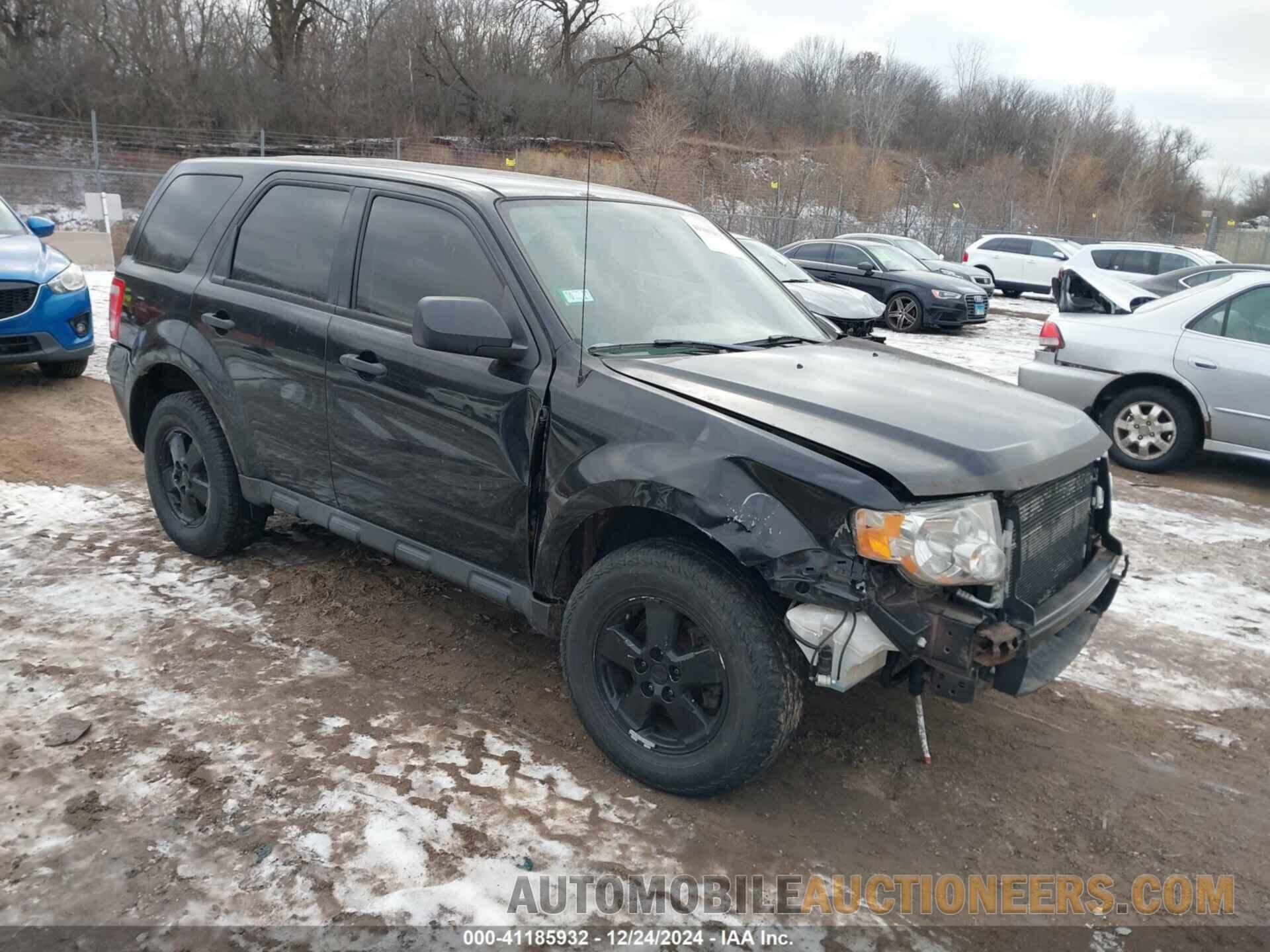 1FMCU0C78BKB10937 FORD ESCAPE 2011