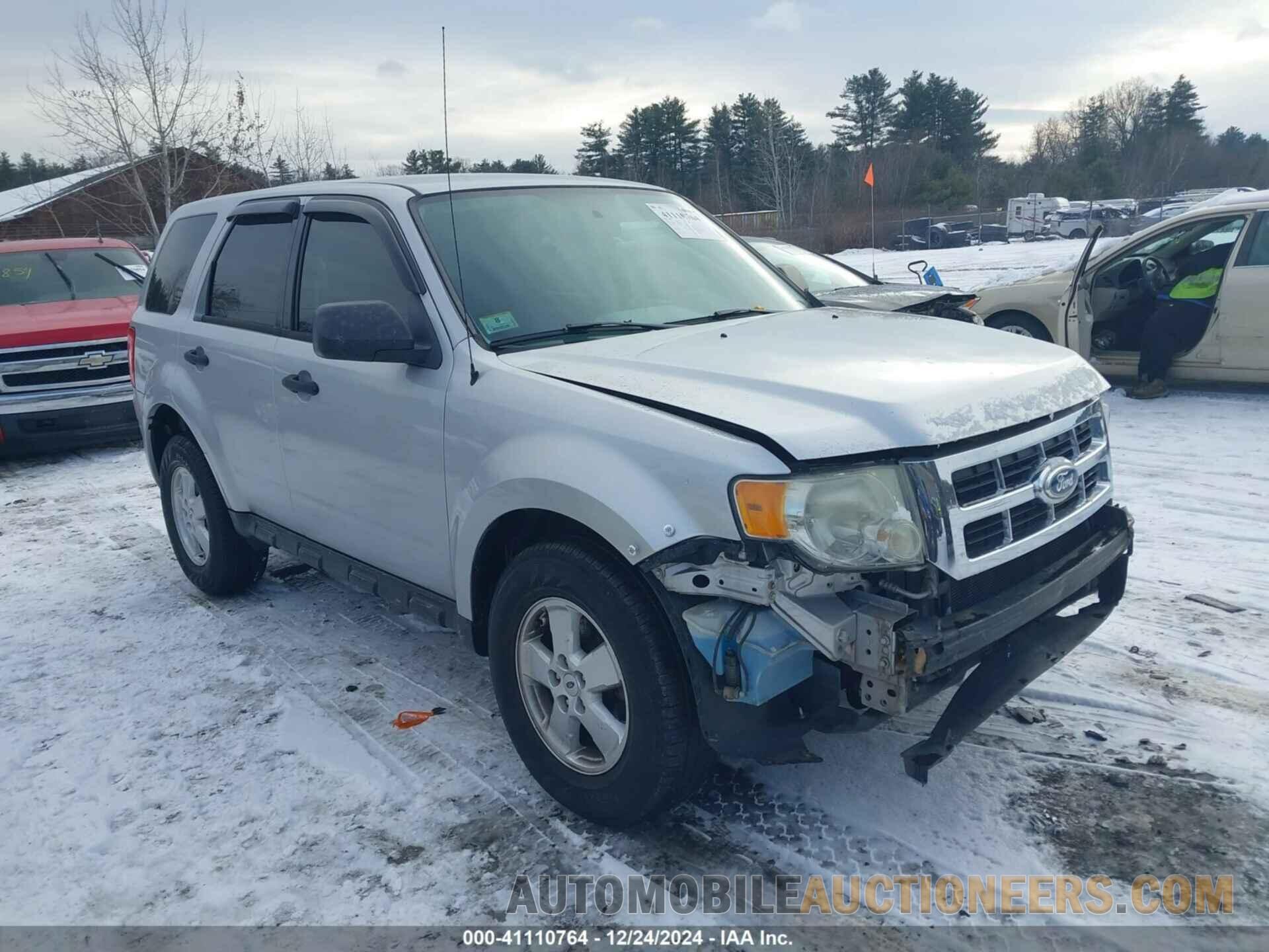 1FMCU0C78BKB85699 FORD ESCAPE 2011